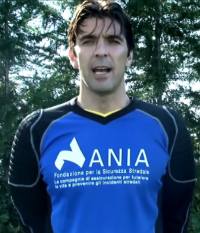 Gianluigi Buffon Spot Ania Sicurezza Stradale