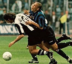 Fallo Mark Iuliano su Ronaldo Juve-Inter 26/04/1998