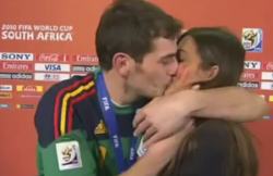 Bacio Iker Casillas a Sara Carbonero, Mondiali 2010