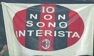 Striscione Milan Io non sono interista