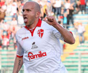 Tommaso Rocchi Padova Calcio 2013 2014 esulta lingua fuori