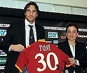 Presentazione Luca Toni alla Roma